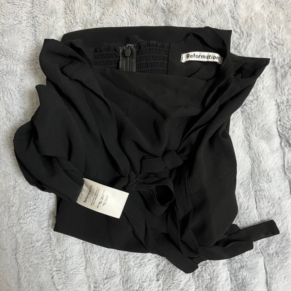 *❤️Sale* Reformation Besse Dress in Black - Picture 5 of 6